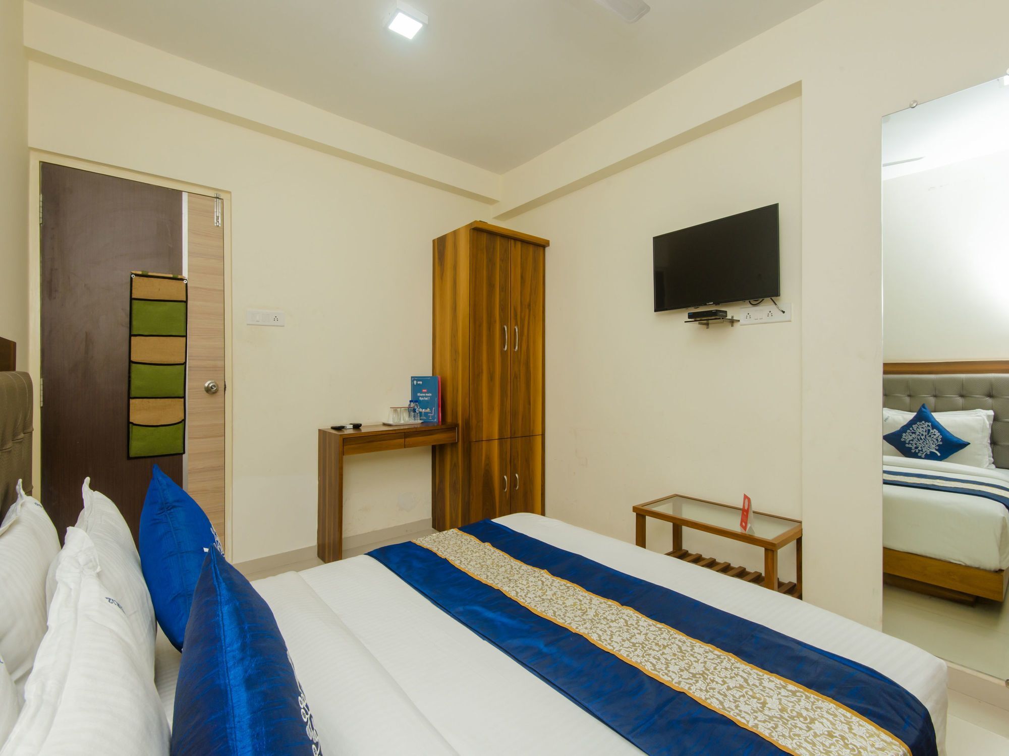 Oyo 11441 Hotel Blue Bells Residency Mumbai Exterior photo